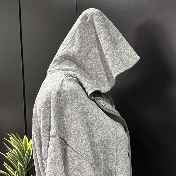 UpWest Snap Front crop hoodie,wide arm, knit cuffs,pockets,fleece like lining - Picture 7 of 13